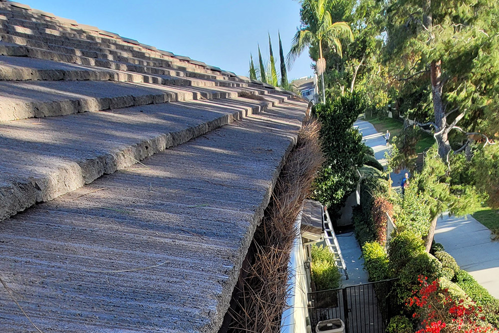 roof cleaning and repair rancho santa margarita mission viejo south oc